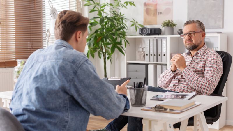 El seguimiento de un estudiante en despolarización