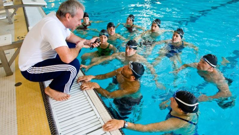 El discurso motivador de un coach de natación