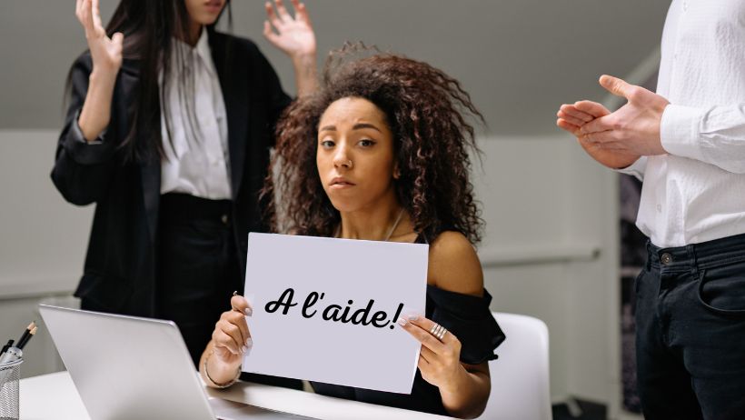 Una empleada que necesita la ayuda de un coach empresarial
