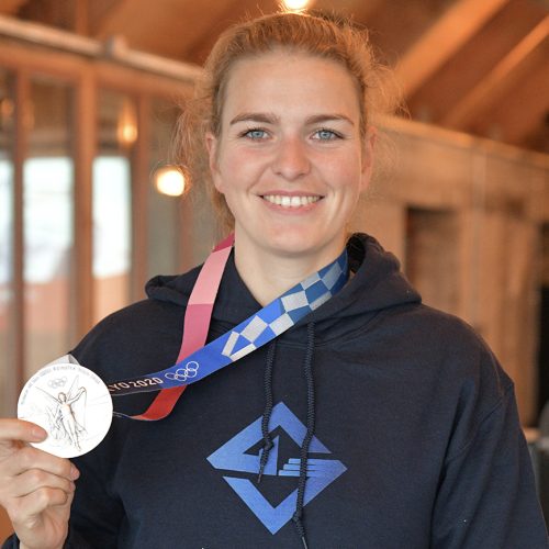 Laura Tarantola – Medalla de plata en los JJOO de Tokio Laura Tarantola - Medalla de plata en los JJOO de Tokio